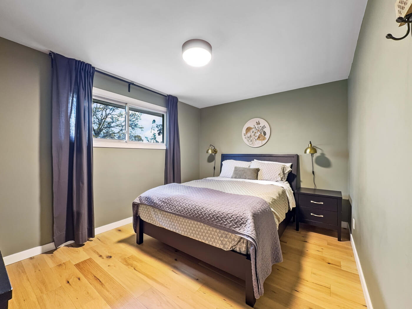 18 FRONTENAC Avenue-12 (1)