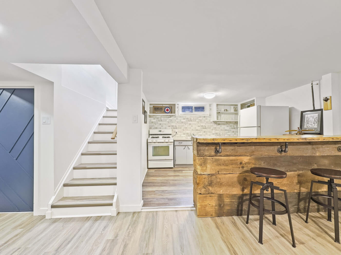 18 FRONTENAC Avenue-23 (1)