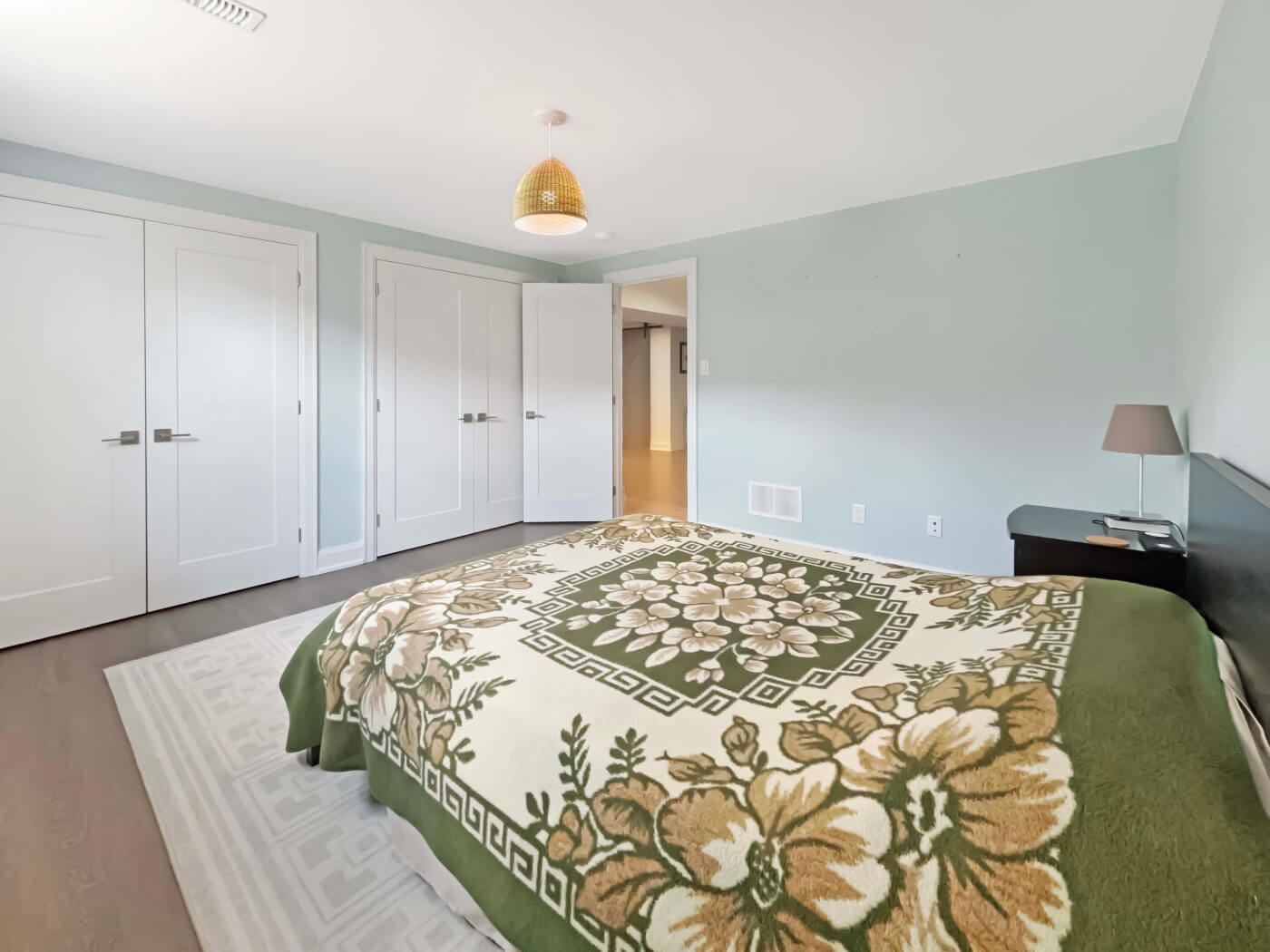 7 KARNER BLUE Lane img--18 (1)