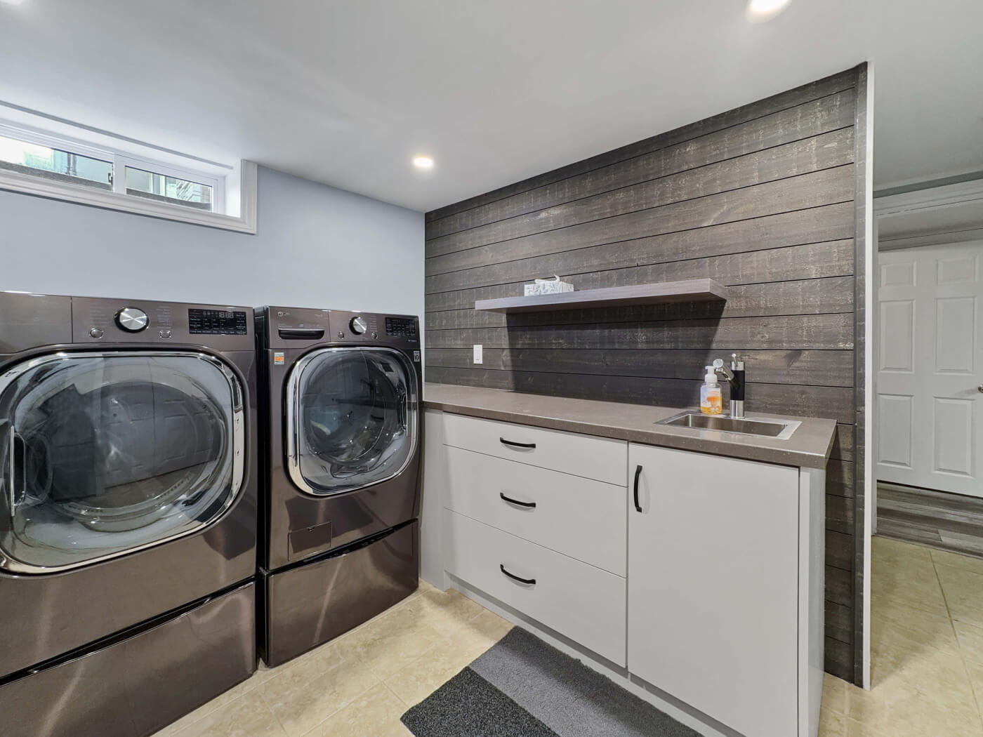 8 CEDARLAND Drive img-24 (1)