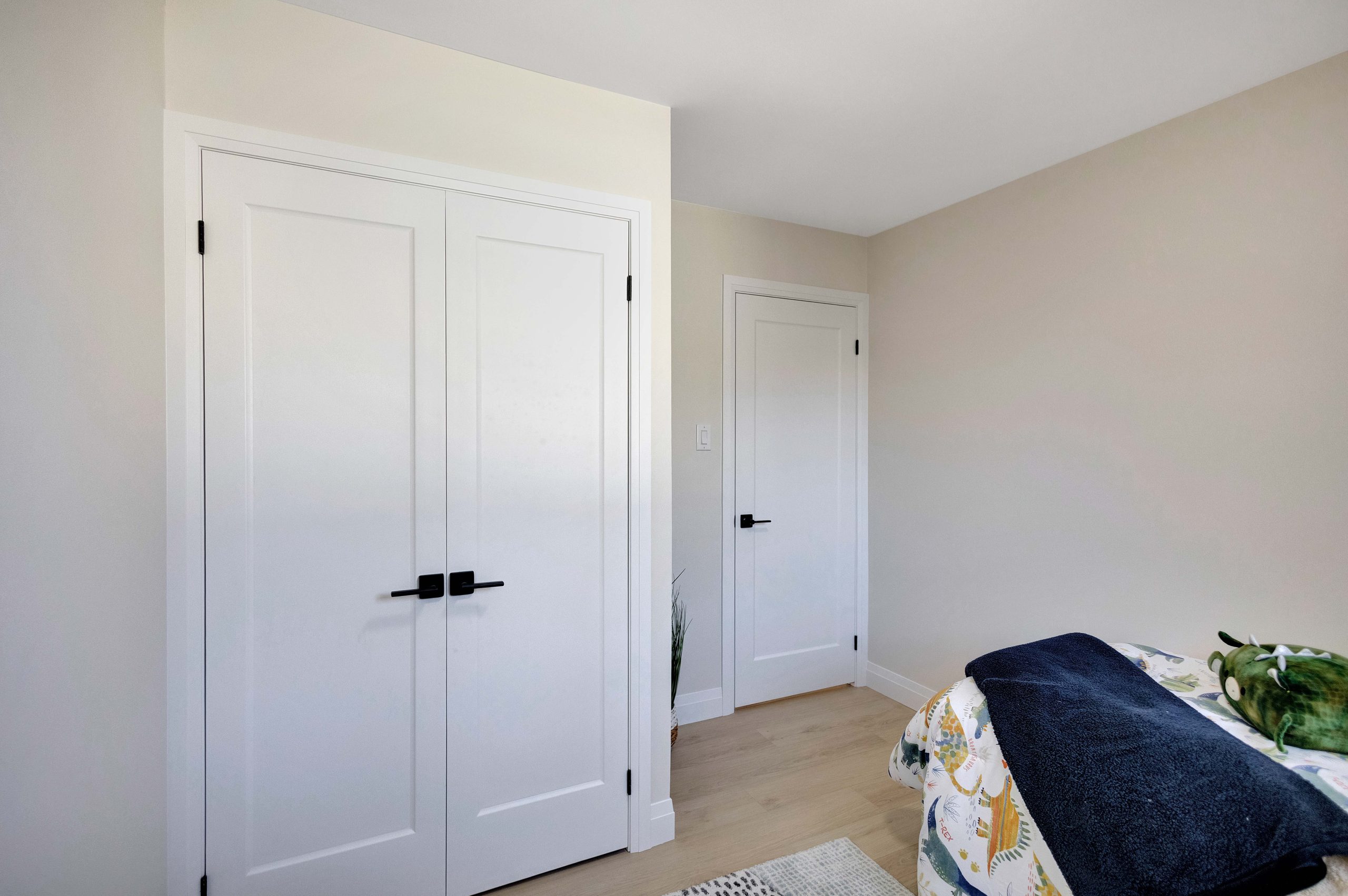 17 Northville Dr-23