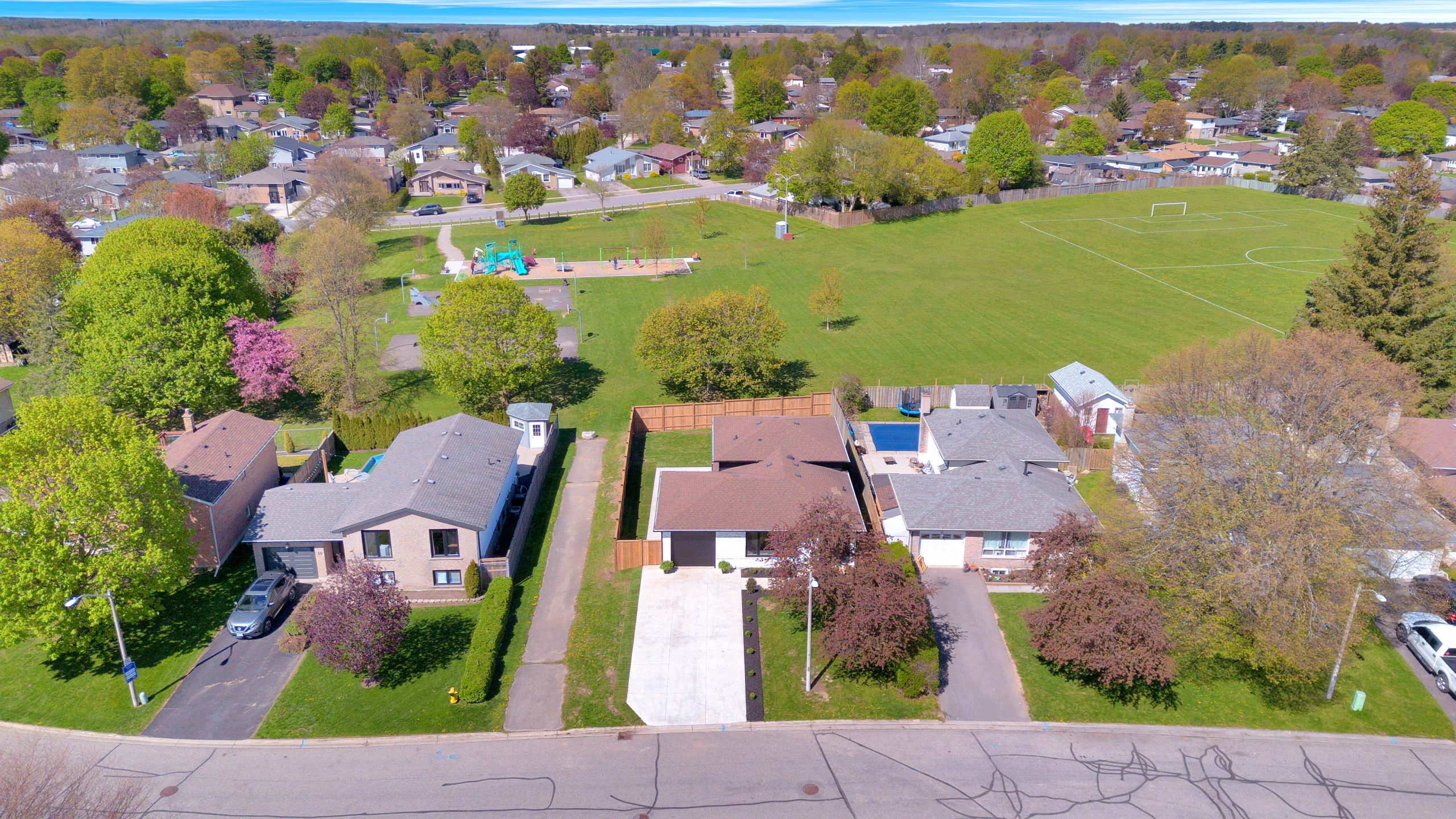 17 Northville Dr-40