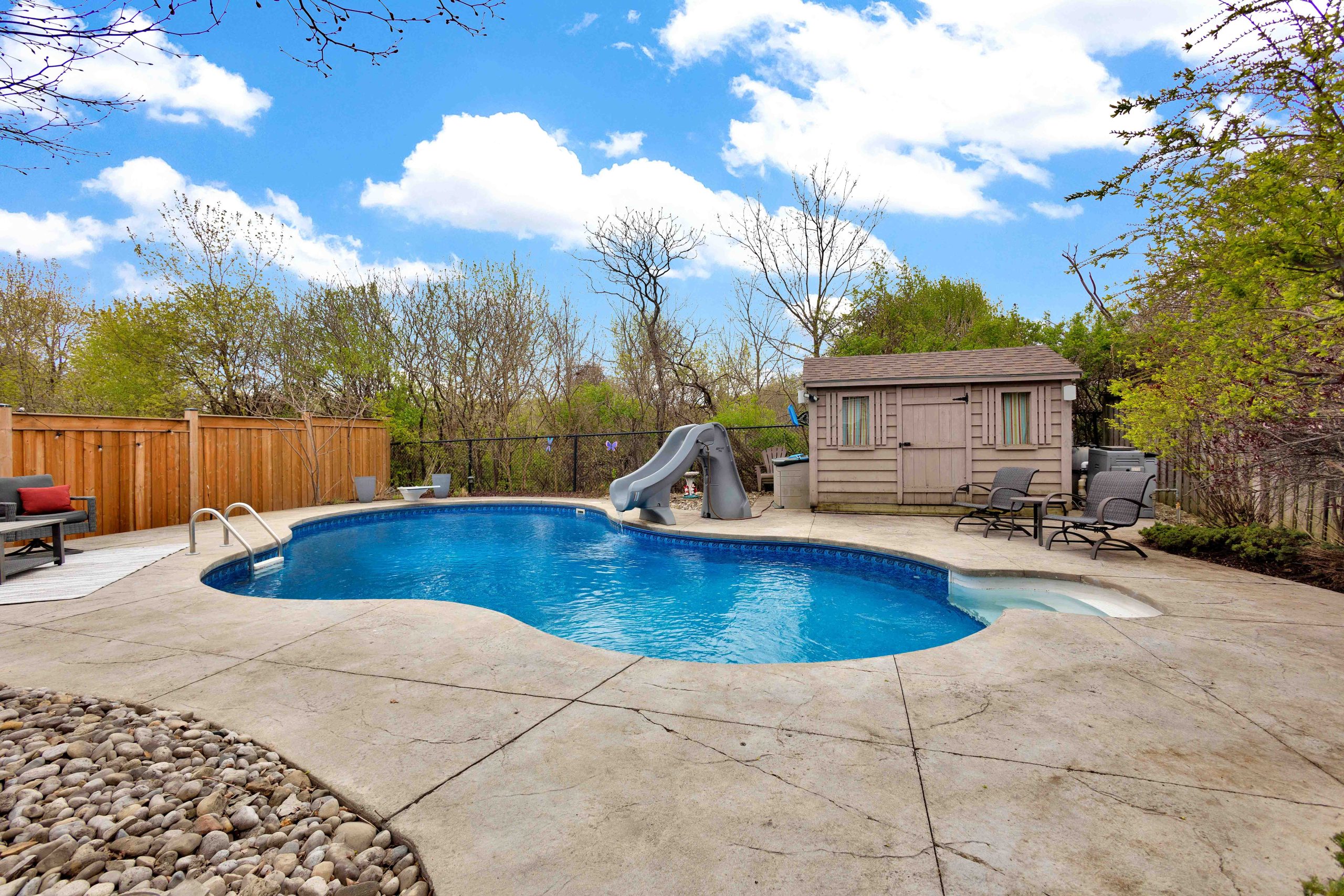 189 Hunter Way-42