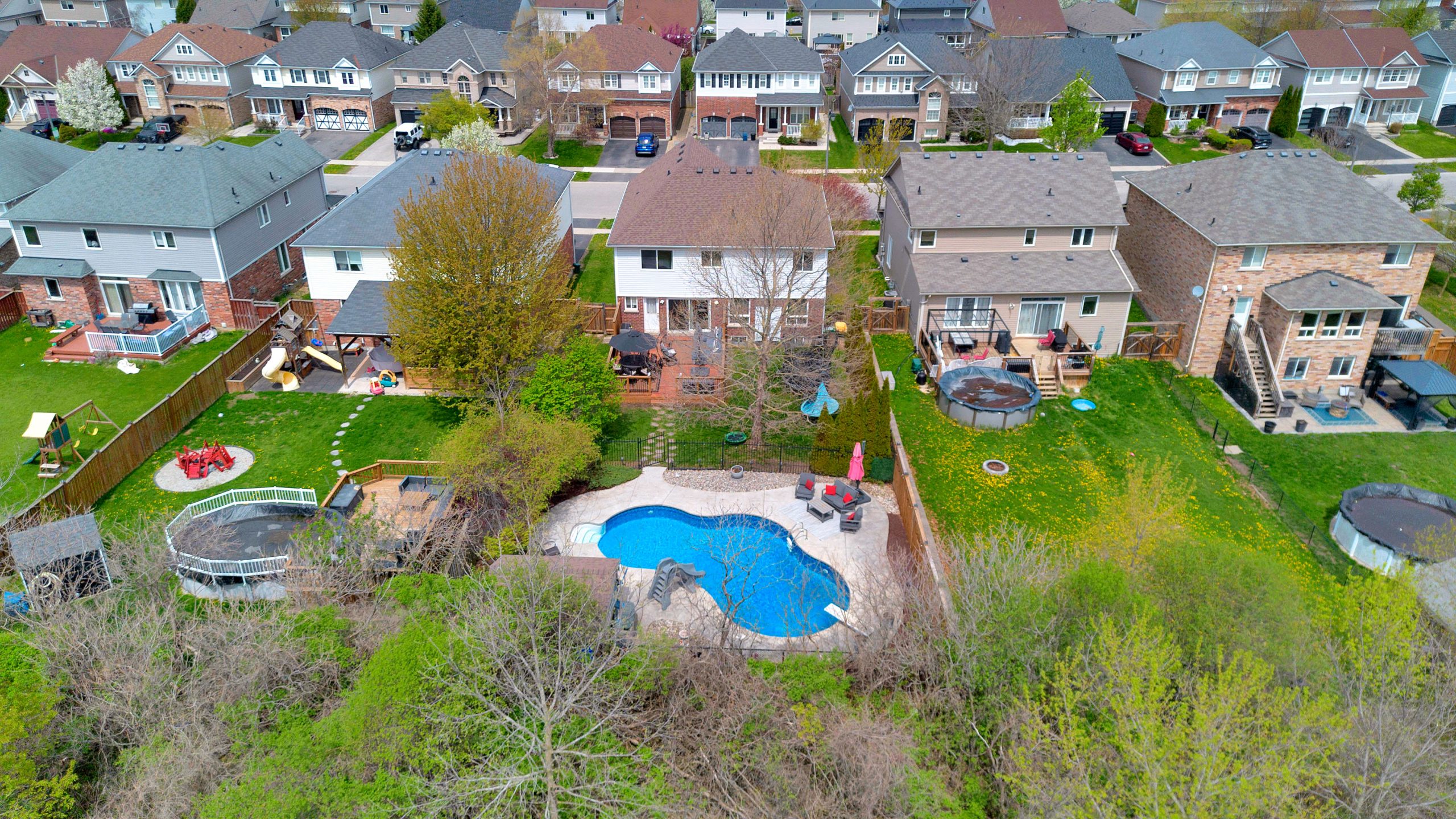189 Hunter Way-49