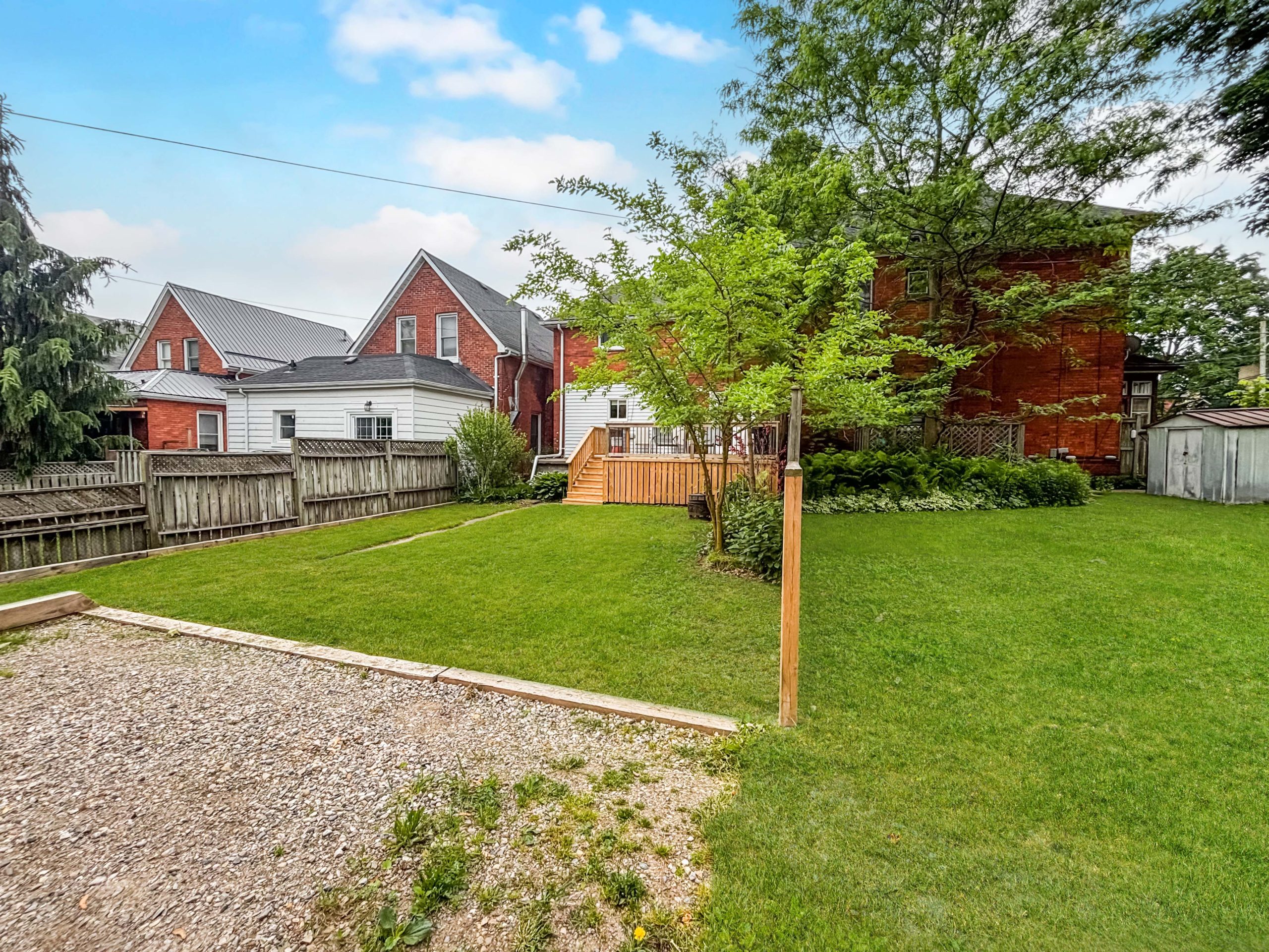 575GeorgeExterior_011