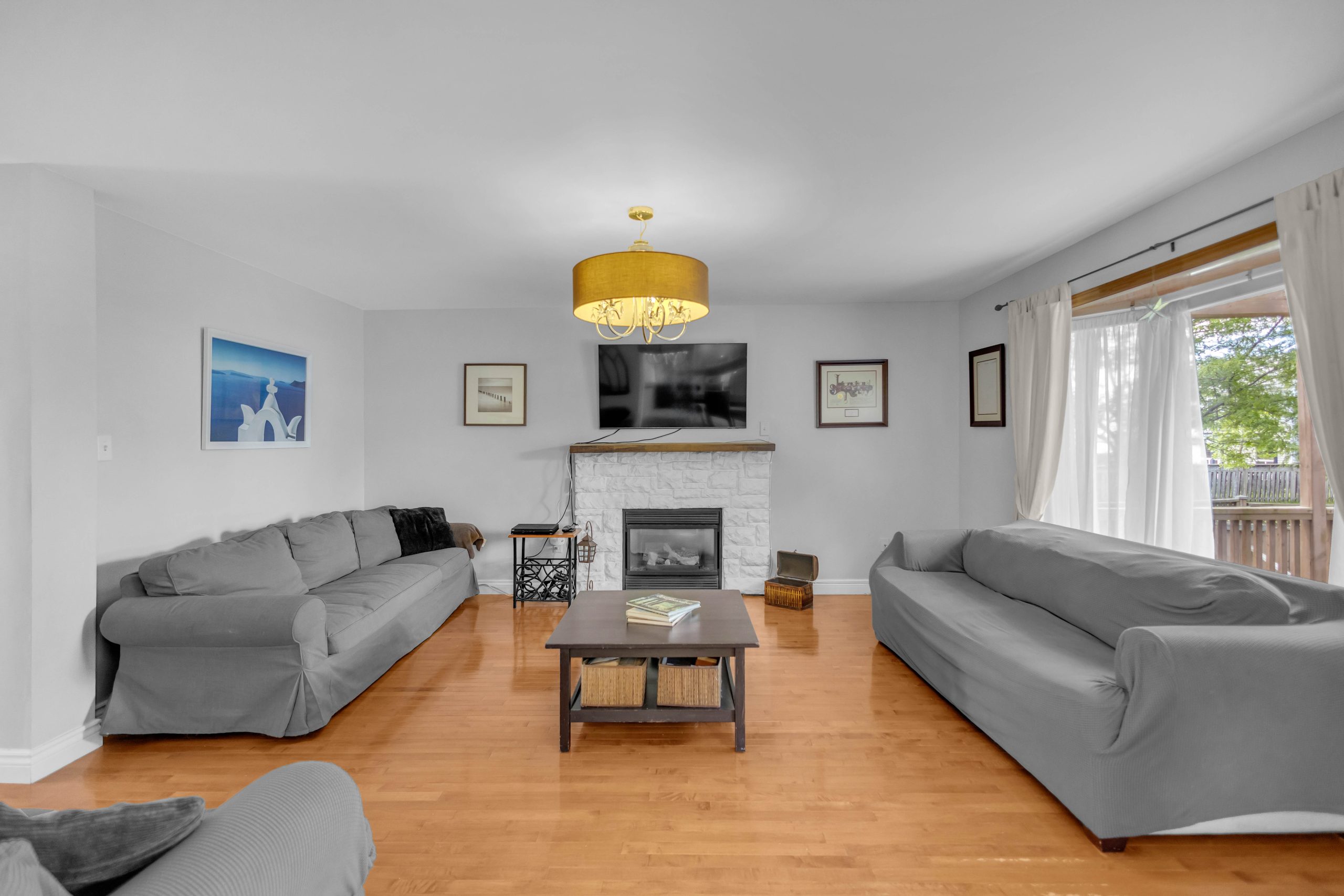 124 Blackburn Dr-10