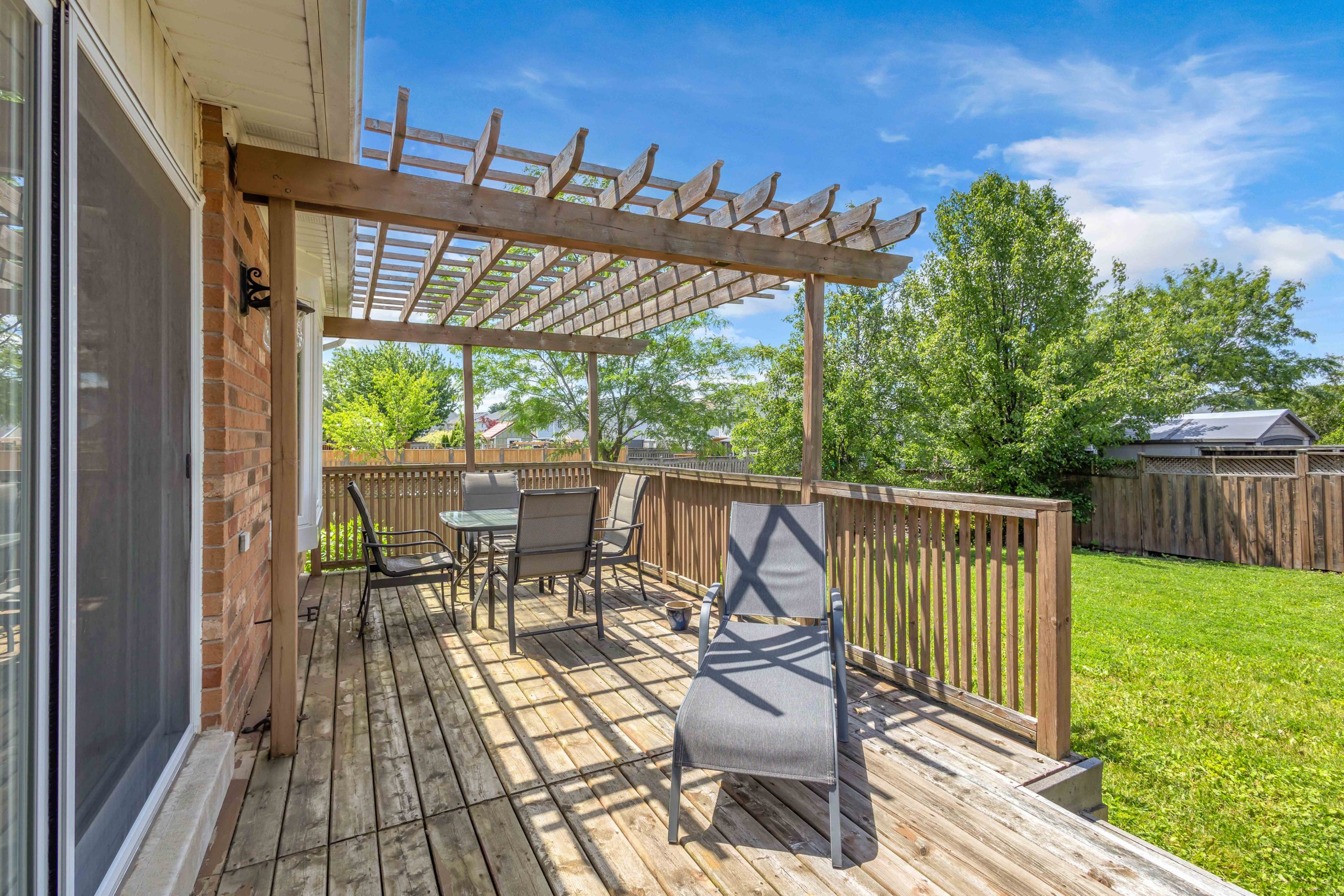 124 Blackburn Dr-37