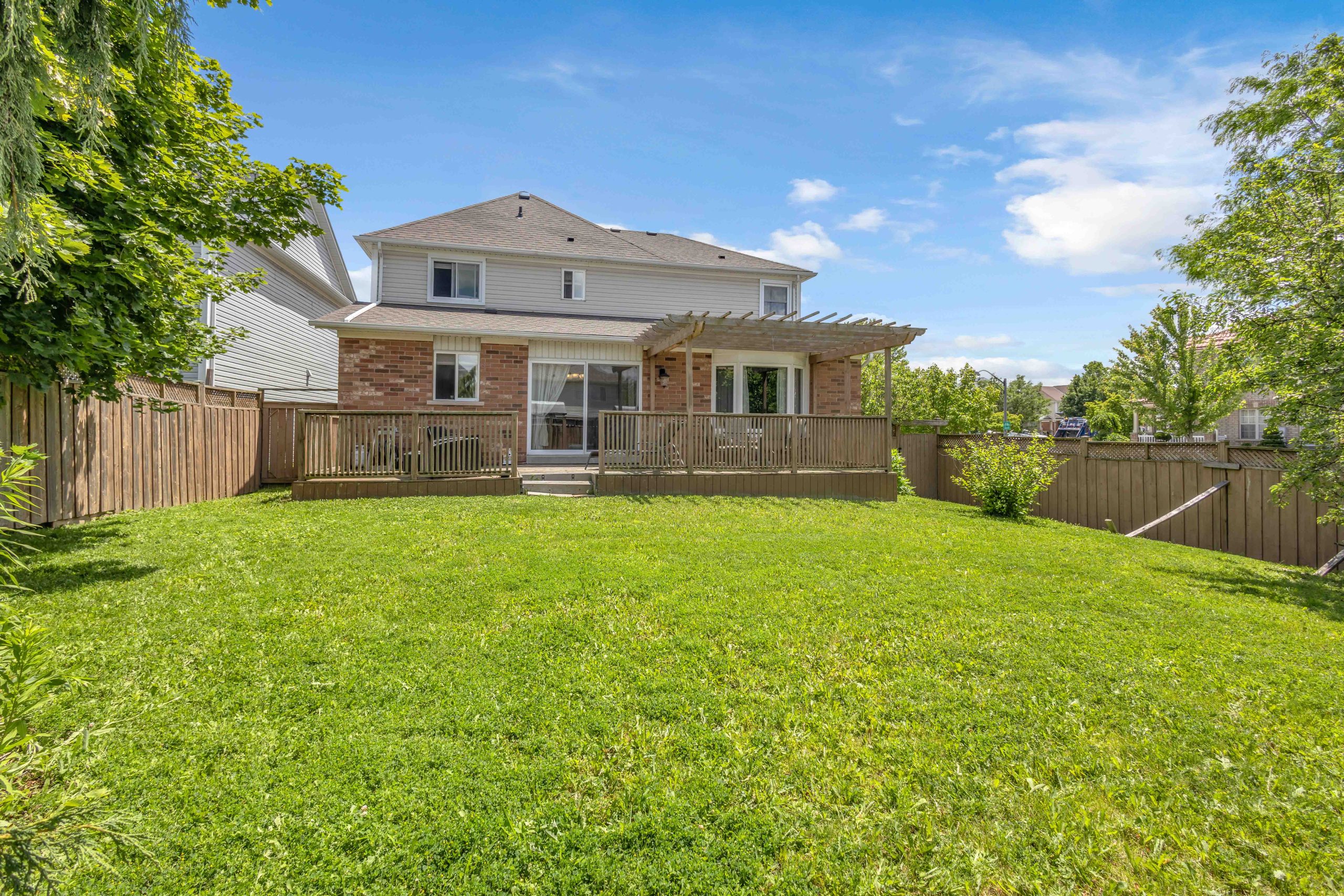 124 Blackburn Dr-40