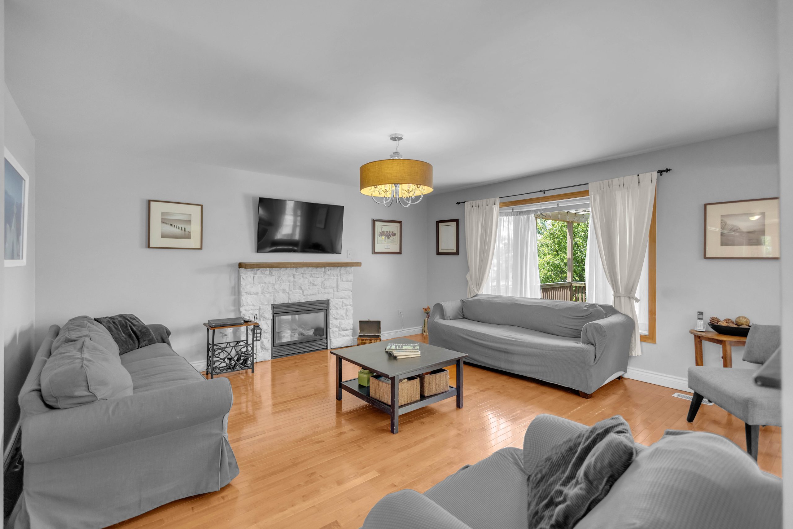 124 Blackburn Dr-9
