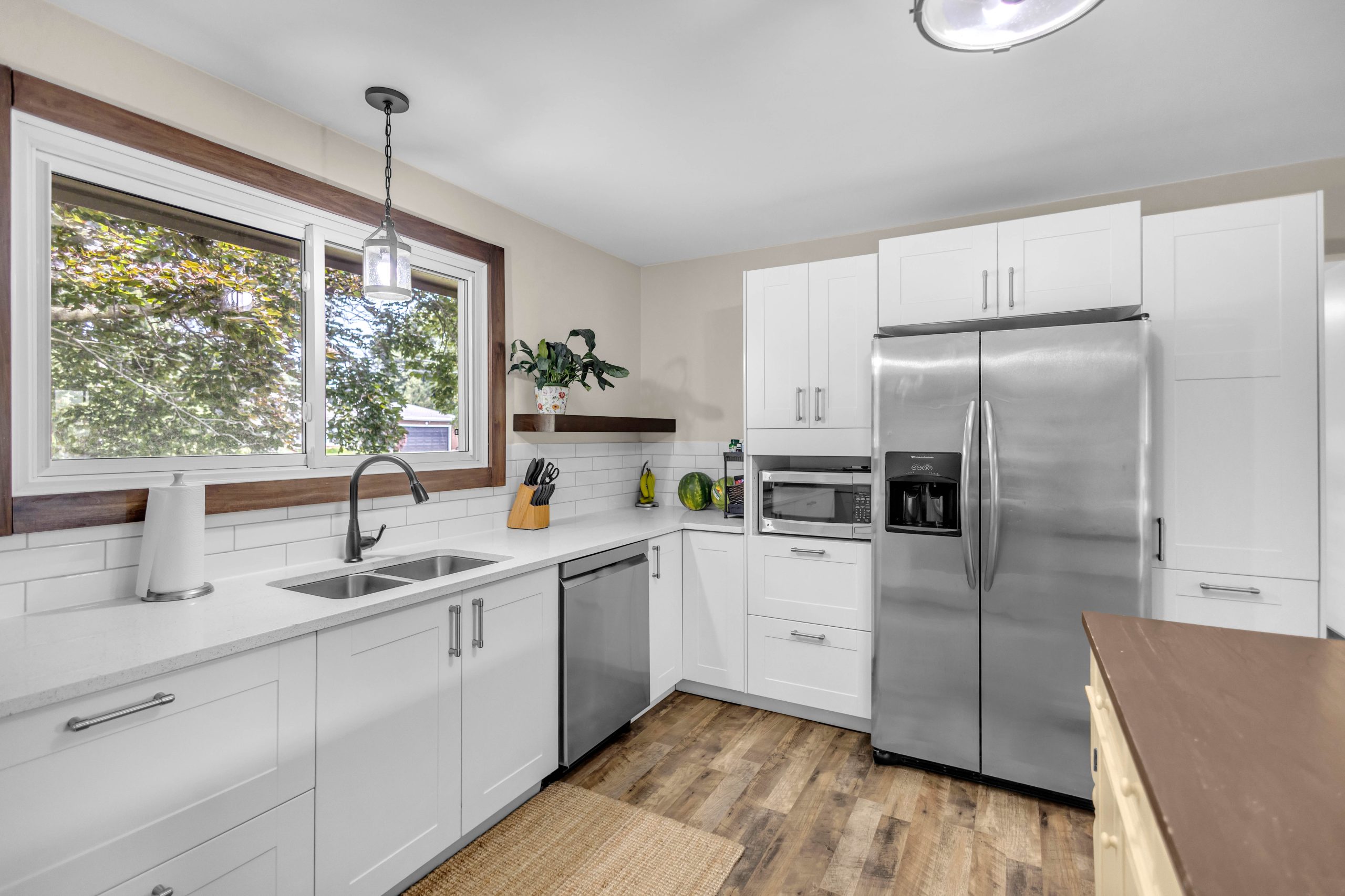 60 Brown Ave-10
