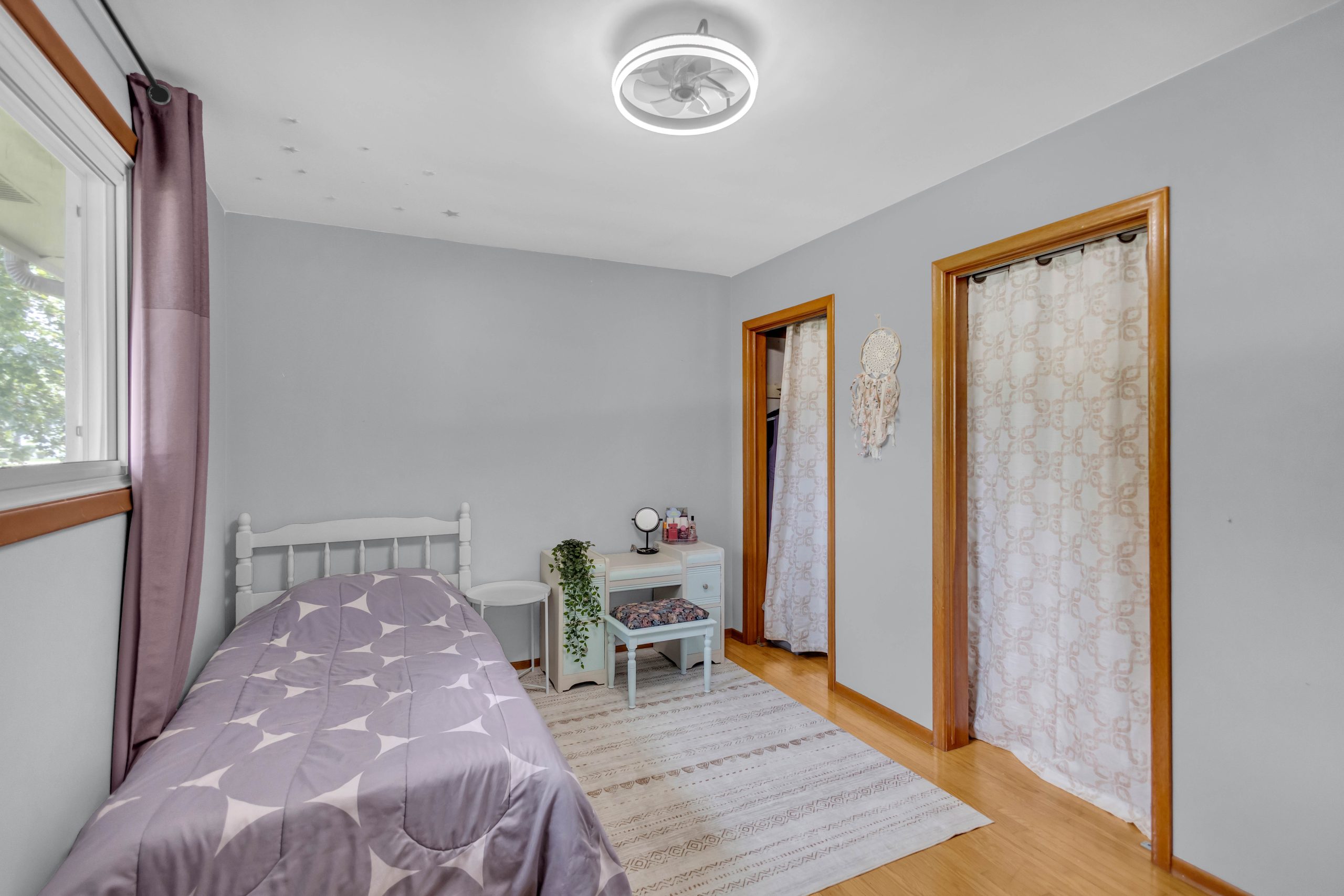 60 Brown Ave-23