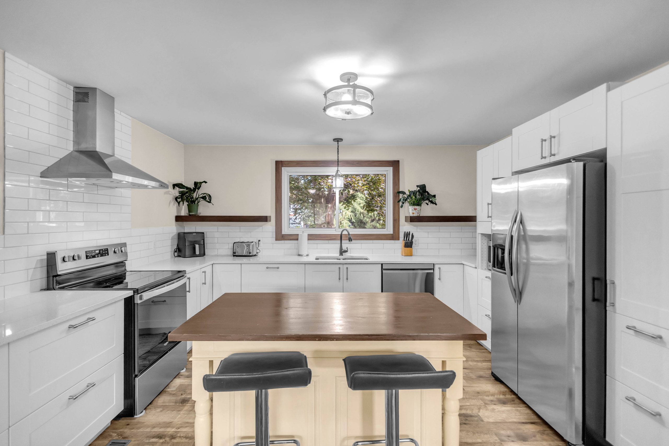 60 Brown Ave-8