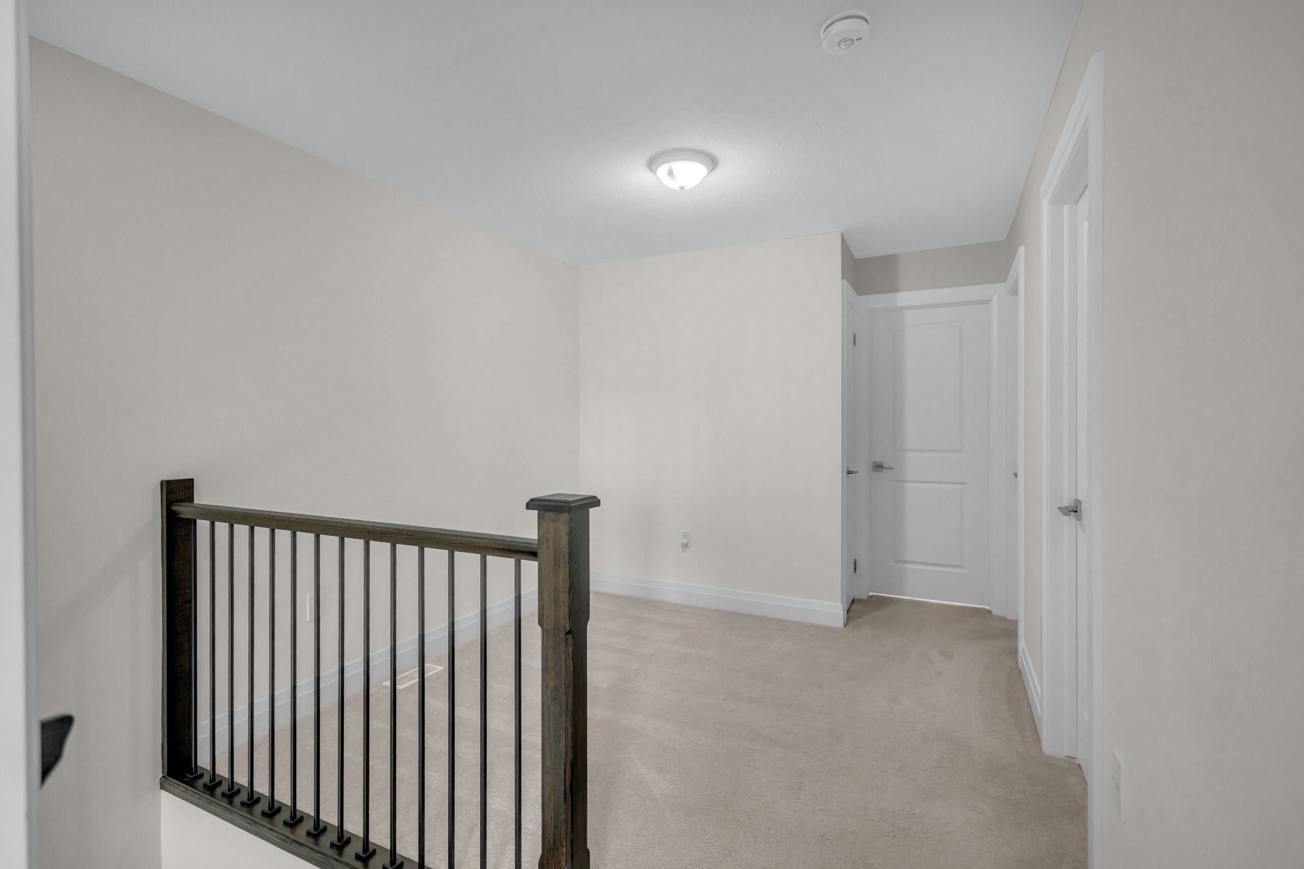 536 Grey St-17