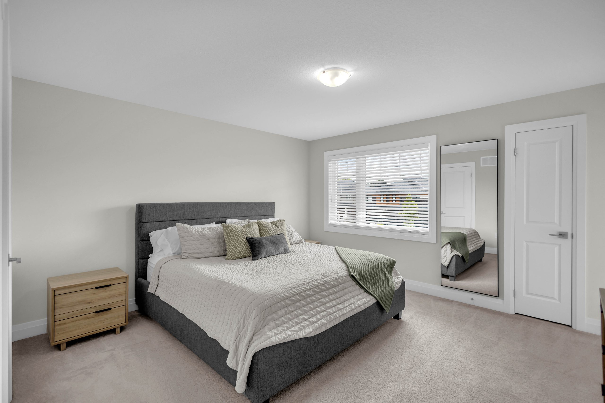 536 Grey St-18
