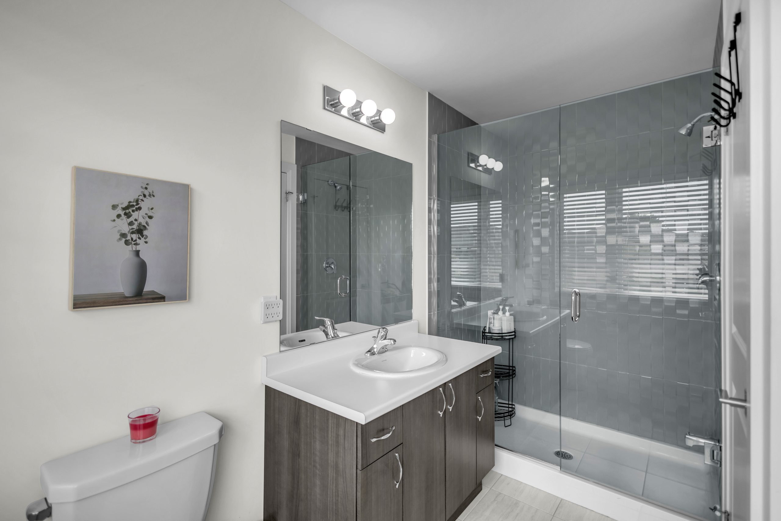 536 Grey St-21