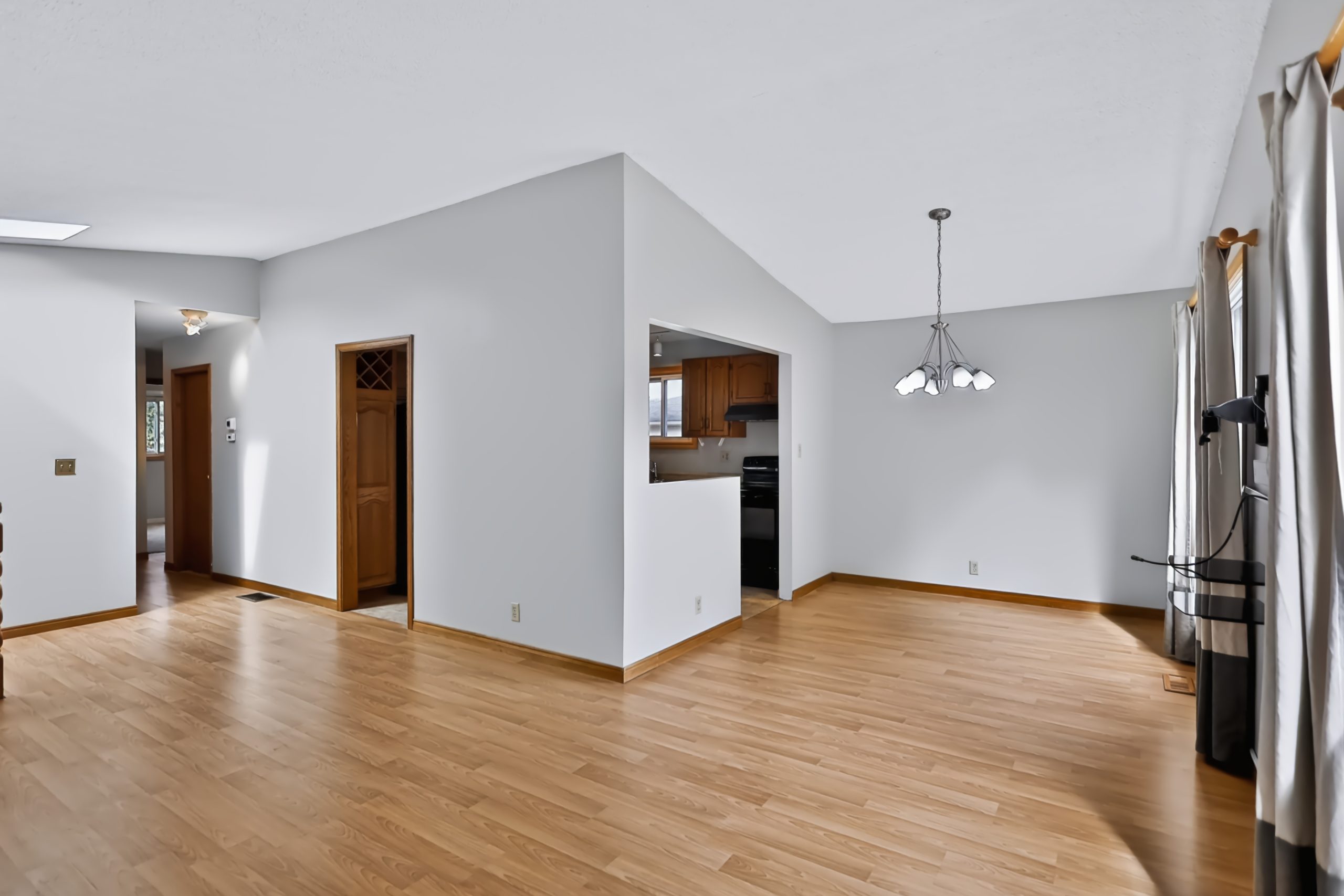 79 Hobart Cres-11