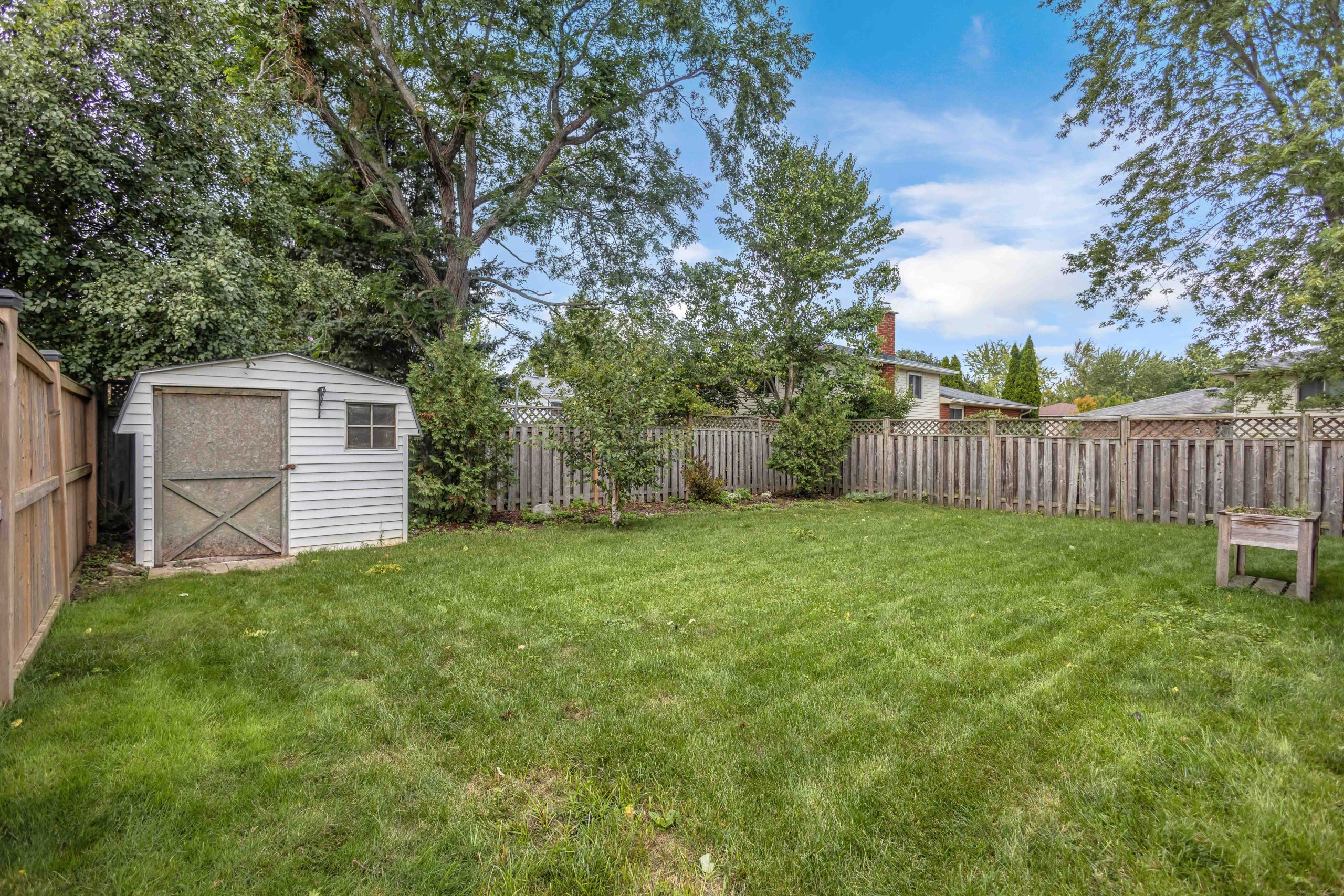 79 Hobart Cres-47